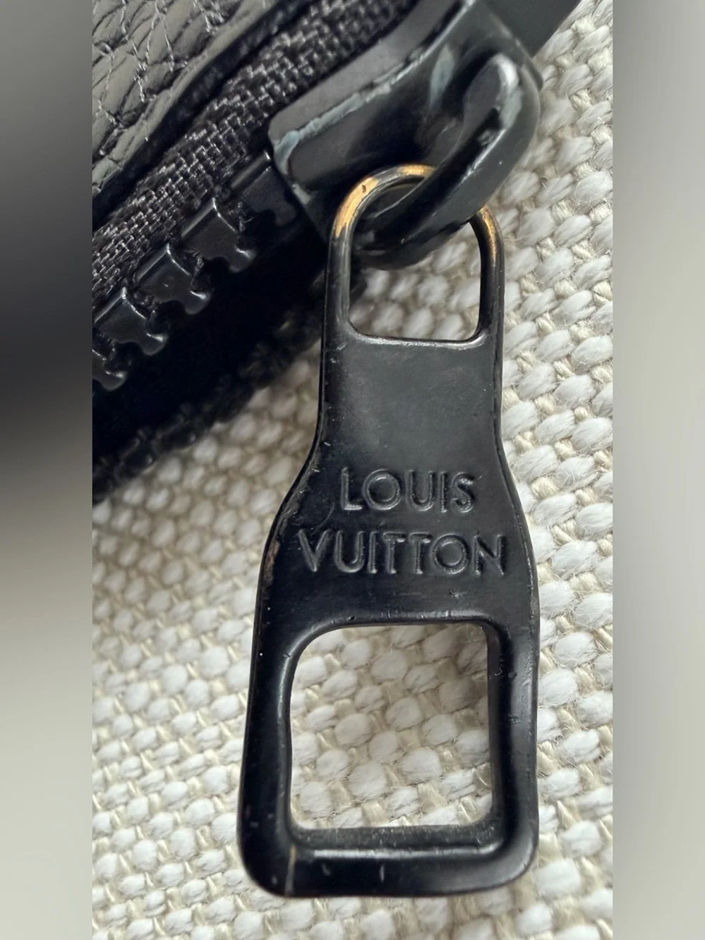LOUIS VUITTON Virgil Abloh SS19 Défilé Homme Runway Pochette Clés